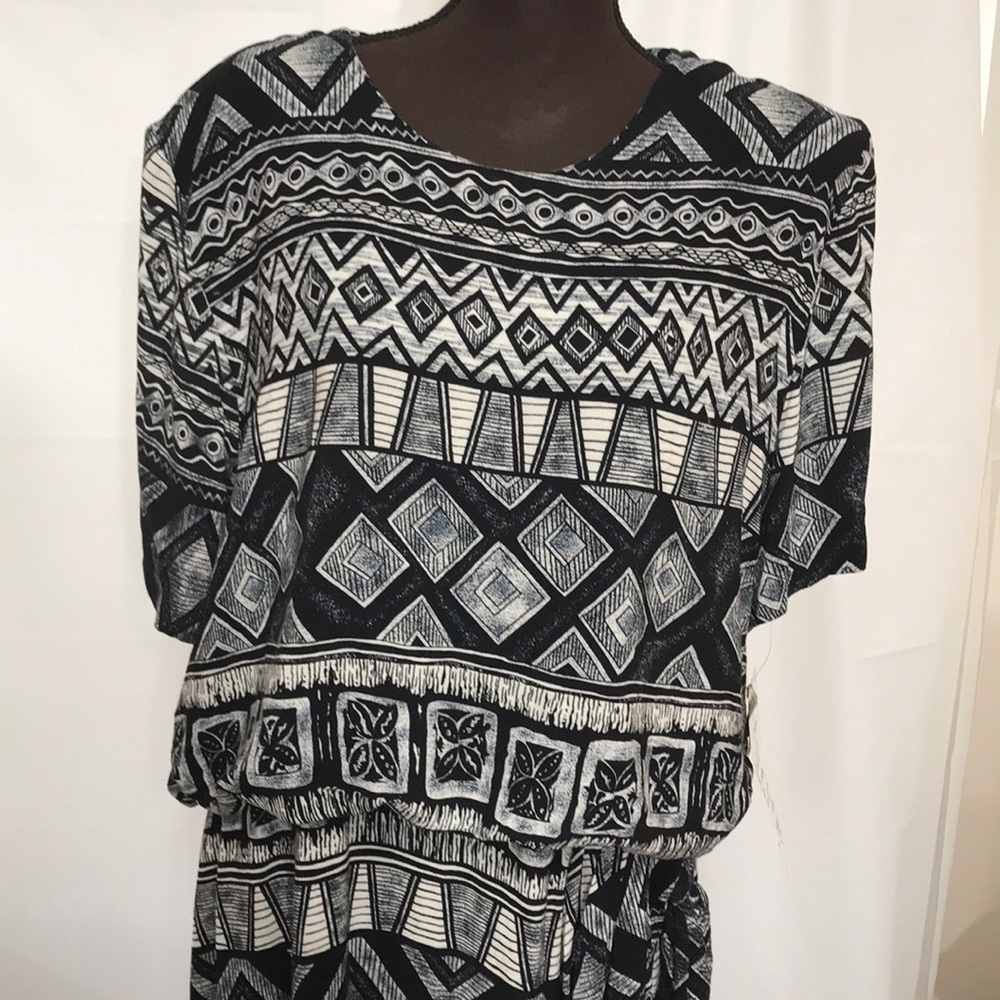 Women’s Dress Size 24 NEW WITH TAGS